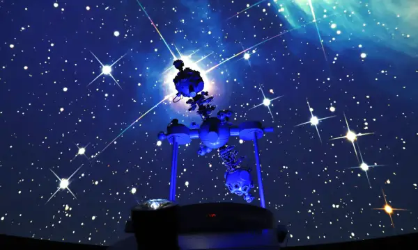 Zeiss-Planetarium und Volkssternwarte Drebach