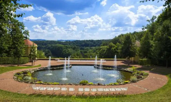 Schloss und Park Lichtenwalde