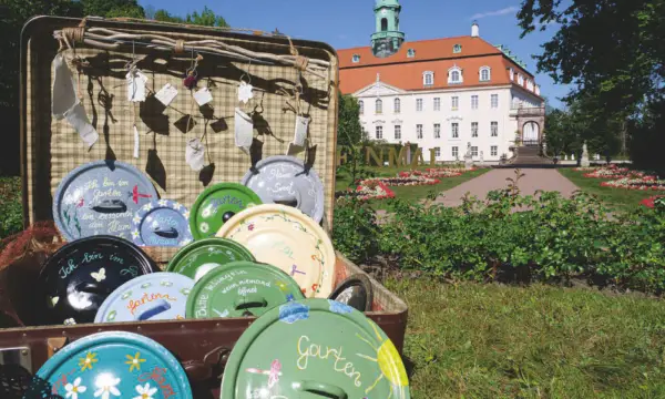 Schloss und Park Lichtenwalde