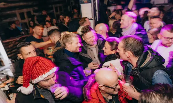 Schmäh - Party Stadl