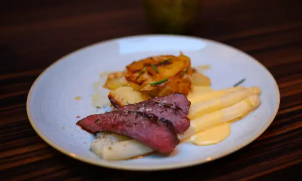 Egghead Restaurant & Kochschule
