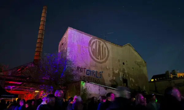 Glässfabrik / Garagenhof Turnstraße