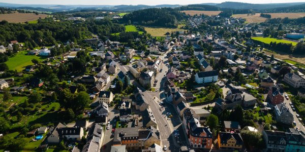 landschaftbilder-sommer-luftbilder-c-patrickeicher-greifensteinregion-6613eb0ecf7d6547944185.jpg