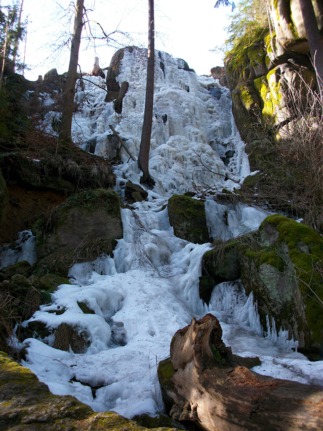 Aagnverglaser, Blauenthaler Wasserfall (vereist) 2021 (5), CC BY-SA 4.0